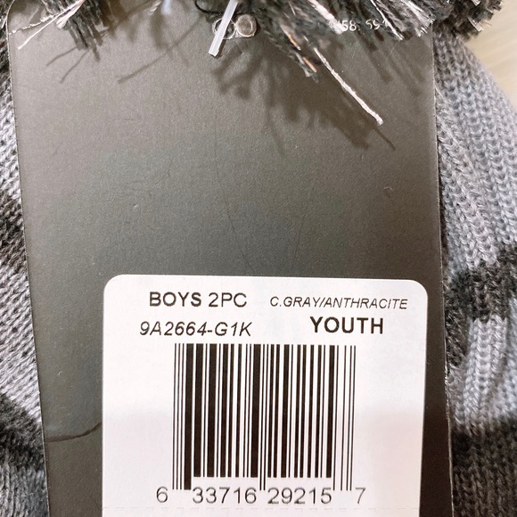 Kids' Nike Swoosh Pom Beanie Hat and Gloves Set - Picture 2 of 6